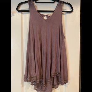 Altar’d State Flowy top